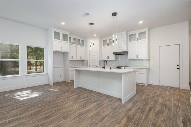 116 Oakwood Drive, Trinidad, TX 75163