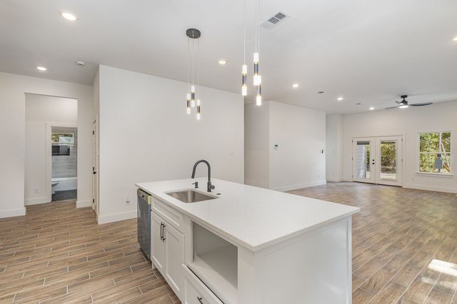 116 Oakwood Drive, Trinidad, TX 75163