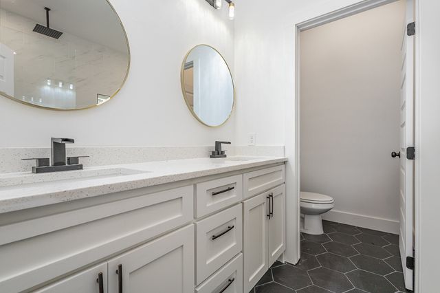 116 Oakwood Drive, Trinidad, TX 75163