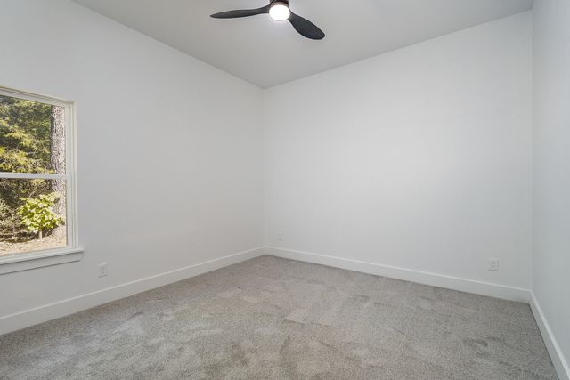 116 Oakwood Drive, Trinidad, TX 75163