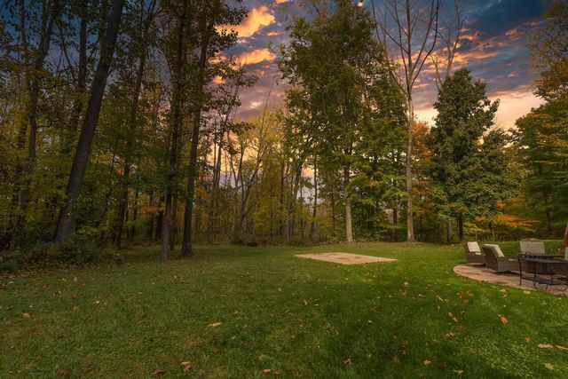 N1499 FOREST GLEN DRIVE, Greenville, WI 54942