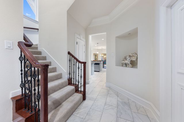 1202 Regents Park Court, Desoto, TX 75115