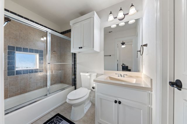 1202 Regents Park Court, Desoto, TX 75115