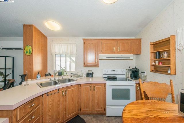 56 Horseshoe Ln., Weaverville, CA 96093