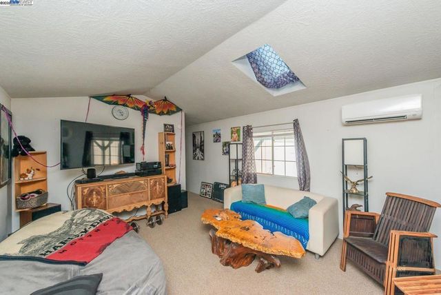 56 Horseshoe Ln., Weaverville, CA 96093