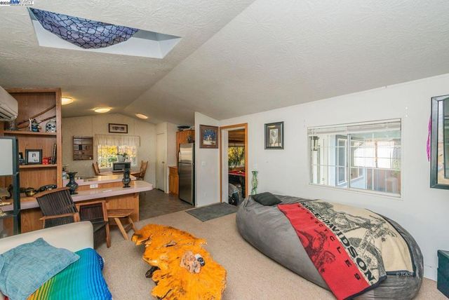 56 Horseshoe Ln., Weaverville, CA 96093