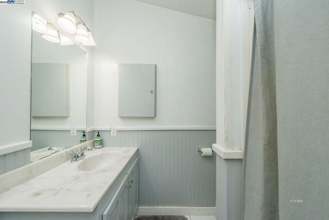 56 Horseshoe Ln., Weaverville, CA 96093