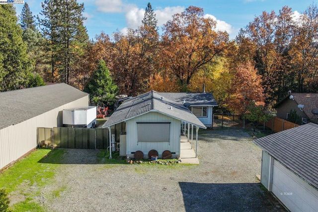 56 Horseshoe Ln., Weaverville, CA 96093