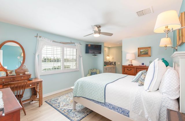 1734 Harborside Circle, Wellington, FL 33414