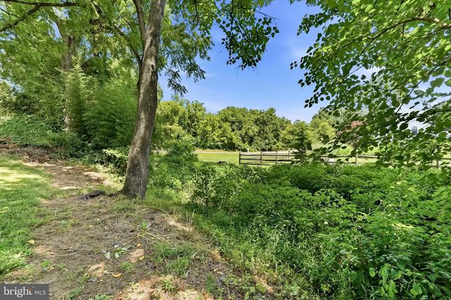 643 E REECEVILLE RD, Coatesville, PA 19320