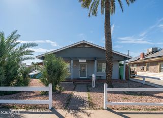 2209 W ADAMS Street, Phoenix, AZ 85009