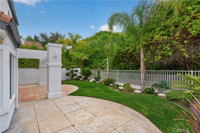 24712 Calle Conejo, Calabasas, CA 91302