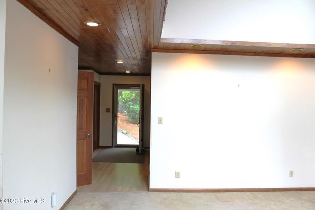 139 Pleasant View Lane, West End, NC 27376