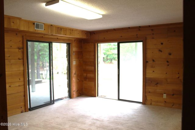 139 Pleasant View Lane, West End, NC 27376