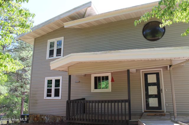 139 Pleasant View Lane, West End, NC 27376