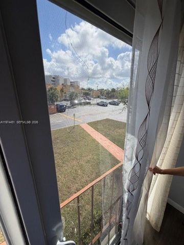 9390 W Flagler St 206C, Miami, FL 33174