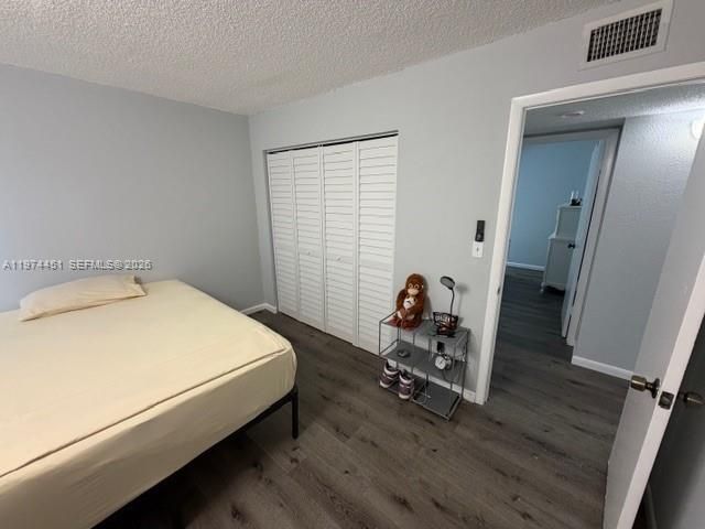 9390 W Flagler St 206C, Miami, FL 33174