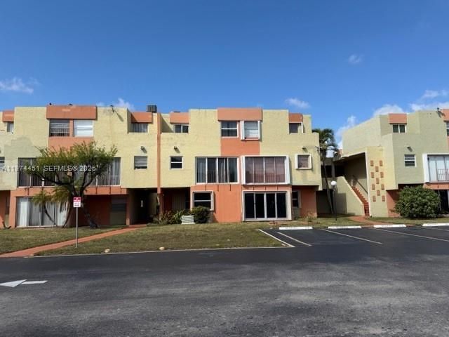 9390 W Flagler St 206C, Miami, FL 33174