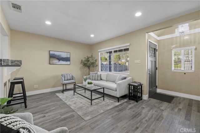 13573 Eldridge, Sylmar, CA 91342