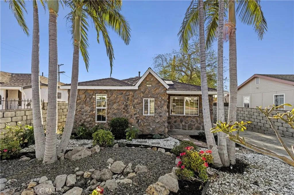 13573 Eldridge, Sylmar, CA 91342