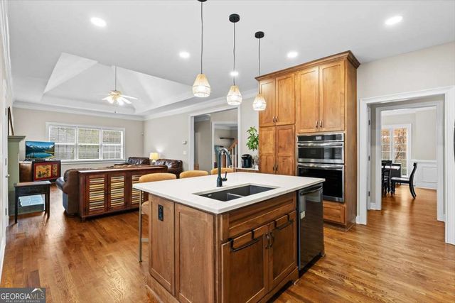 4457 Cavallon Way NW, Acworth, GA 30101