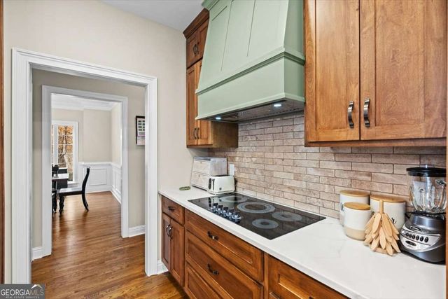 4457 Cavallon Way NW, Acworth, GA 30101