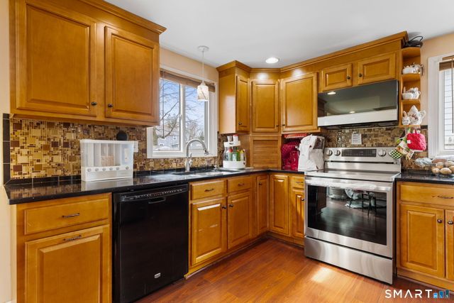 198 Woodycrest Drive, East Hartford, CT 06118