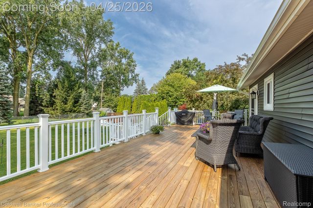 23540 Harvard Shore Drive, Clinton Charter Township, MI 48035