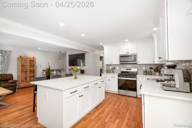 23540 Harvard Shore Drive, Clinton Charter Township, MI 48035