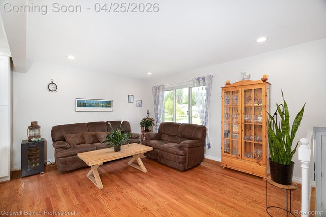 23540 Harvard Shore Drive, Clinton Charter Township, MI 48035