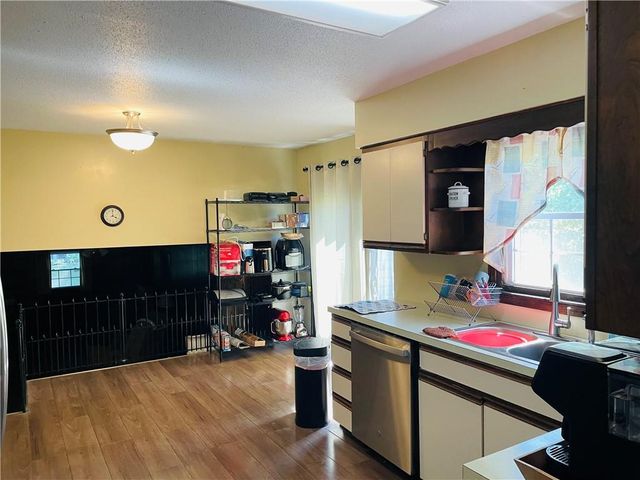 2500 Broadway Terrace, Leavenworth, KS 66048