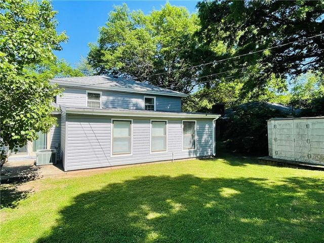 2500 Broadway Terrace, Leavenworth, KS 66048