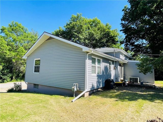2500 Broadway Terrace, Leavenworth, KS 66048