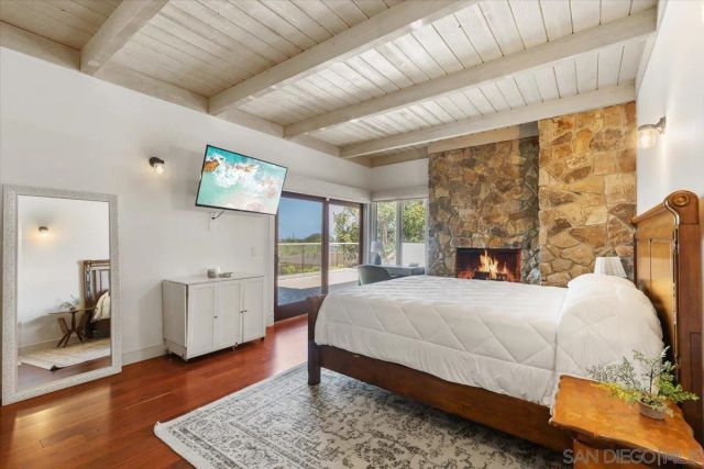 1141 Luneta Drive, Del Mar, CA 92014