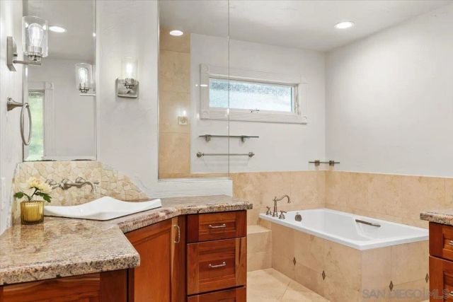 1141 Luneta Drive, Del Mar, CA 92014