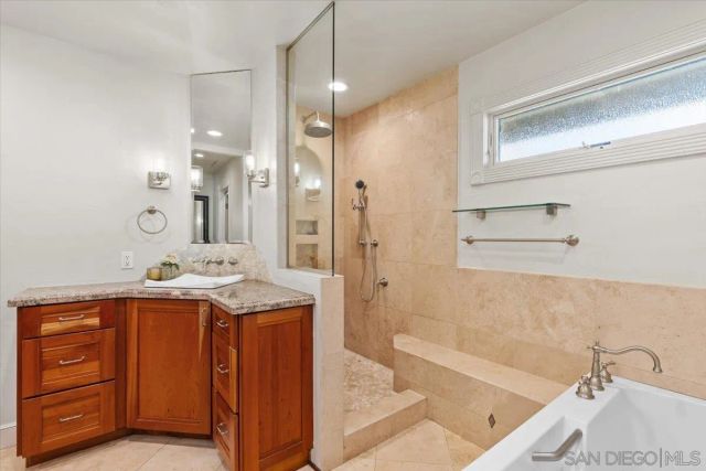 1141 Luneta Drive, Del Mar, CA 92014