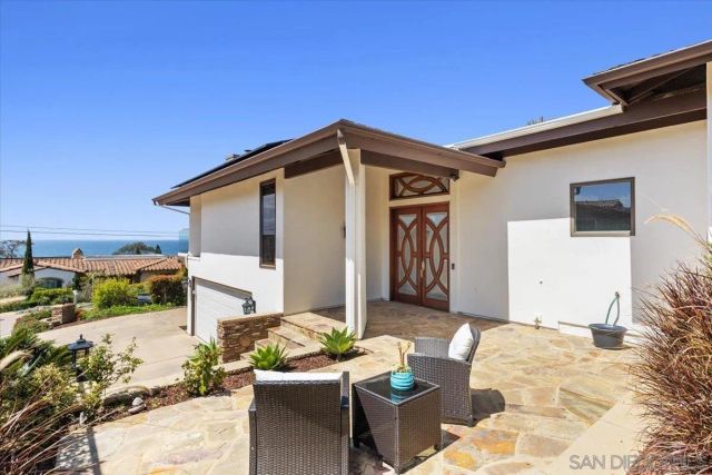 1141 Luneta Drive, Del Mar, CA 92014