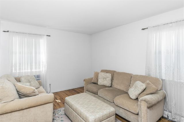 151-80 17th Road, Whitestone, NY 11357