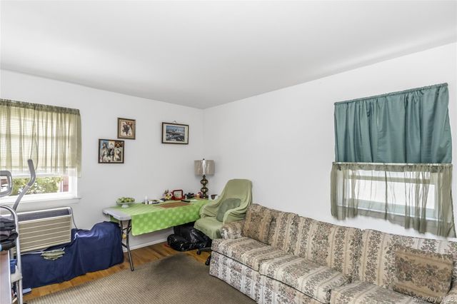 151-80 17th Road, Whitestone, NY 11357