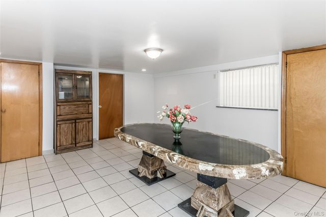 151-80 17th Road, Whitestone, NY 11357