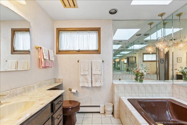 10441 Long Avenue, Oak Lawn, IL 60453