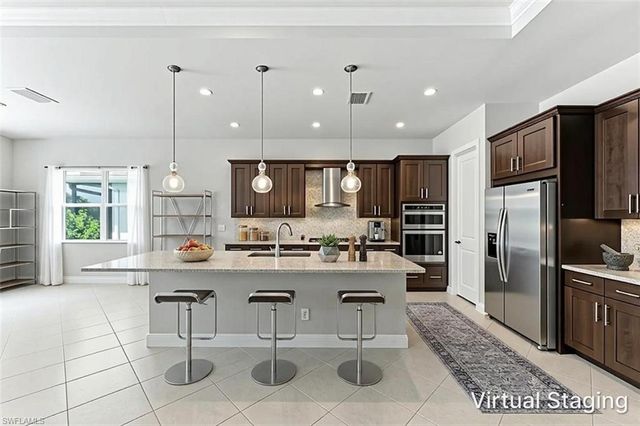 8980 Mustique LN, Naples, FL 34114