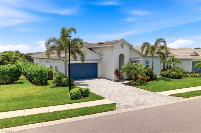 8980 Mustique LN, Naples, FL 34114