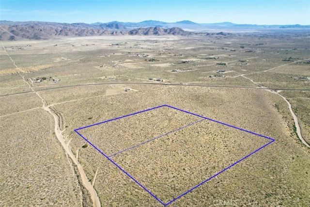 7 Joshua, Apple Valley, CA 92307