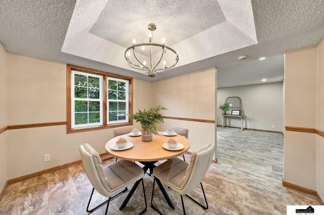 3749 S 78th Street, Lincoln, NE 68506