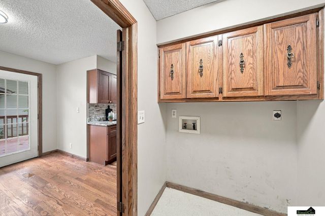 3749 S 78th Street, Lincoln, NE 68506