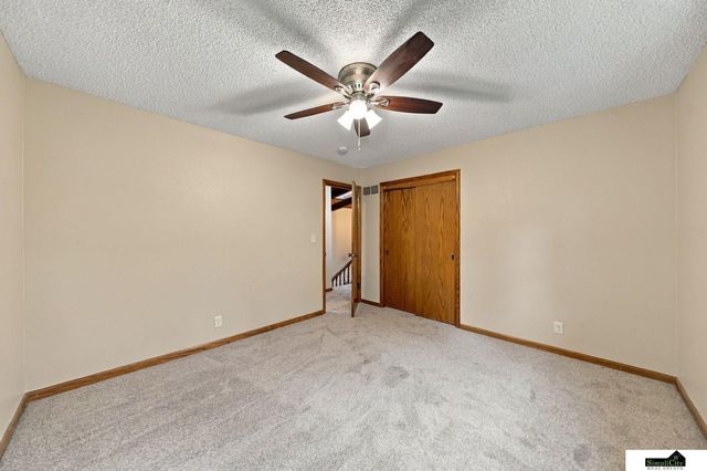 3749 S 78th Street, Lincoln, NE 68506