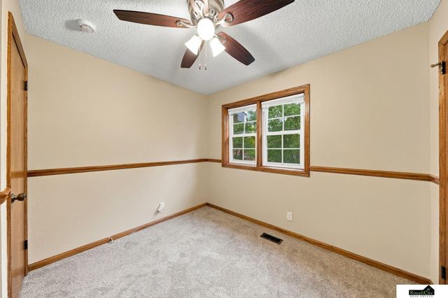 3749 S 78th Street, Lincoln, NE 68506