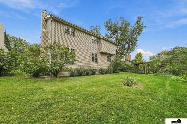 3749 S 78th Street, Lincoln, NE 68506