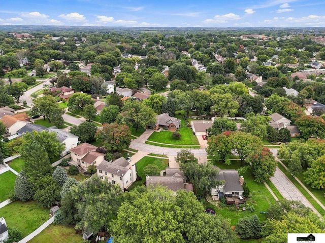 3749 S 78th Street, Lincoln, NE 68506